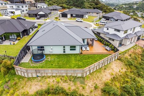 Photo of property in 22 Topsail Way, Whitby, Porirua, 5024