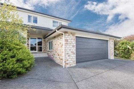 Photo of property in 32 Pukatea Avenue, Albany, Auckland, 0632