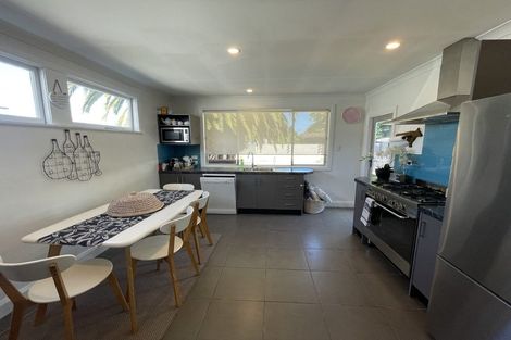 Photo of property in 1107 Caroline Road, Mayfair, Hastings, 4122