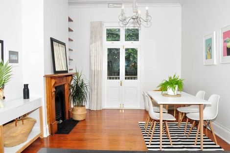 Photo of property in 22a Summer Street, Stanley Point, Auckland, 0624