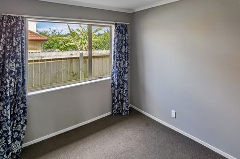 Photo of property in 111a Universal Drive, Henderson, Auckland, 0610