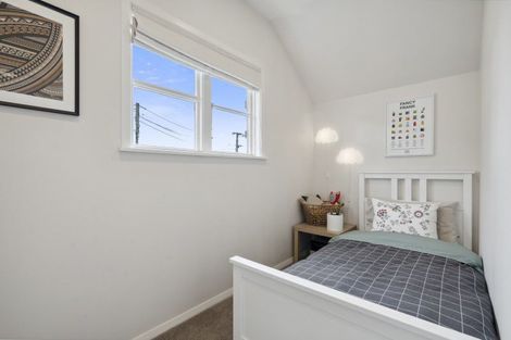 Photo of property in 15 Leveson Street, Strathmore Park, Wellington, 6022