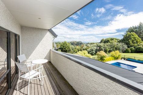 Photo of property in 4 Tauroa Valley, Havelock North, 4130