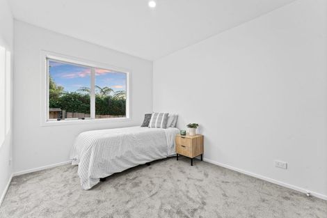 Photo of property in 23b Woodglen Road, Glen Eden, Auckland, 0602