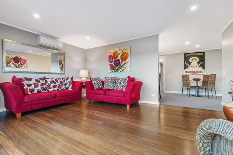 Photo of property in 11 Gurnard Road, Stillwater, Silverdale, 0993