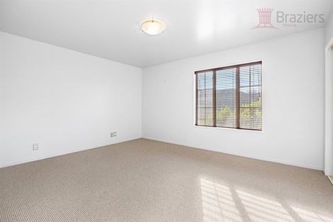 Photo of property in 29 Straven Road, Riccarton, Christchurch, 8011