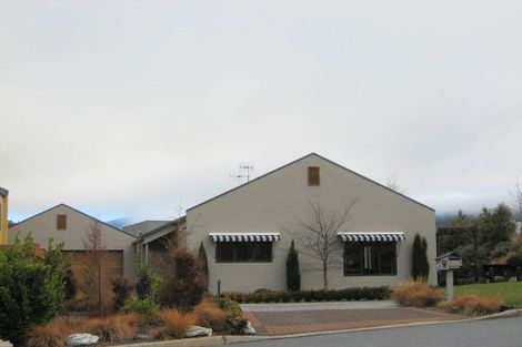 Photo of property in 40a Elm Tree Avenue, Frankton, Queenstown, 9300