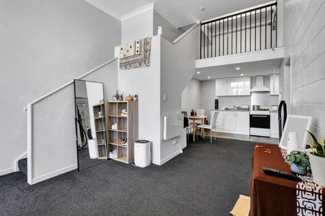 Photo of property in 138 Molesworth Street, New Plymouth, 4312