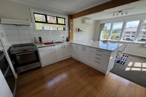 Photo of property in 2 Churton Crescent, Taita, Lower Hutt, 5011