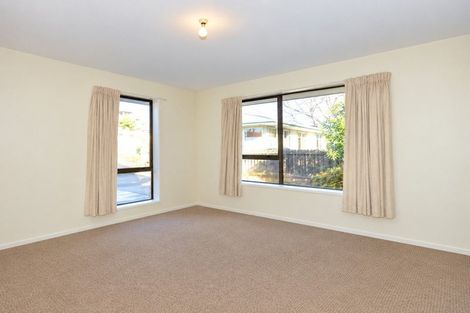 Photo of property in 2/81 Dover Street, St Albans, Christchurch, 8014