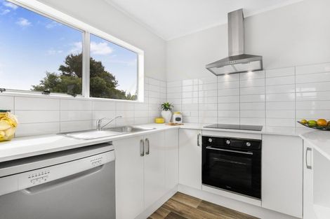 Photo of property in 1/10 Kennington Drive, Clendon Park, Auckland, 2103