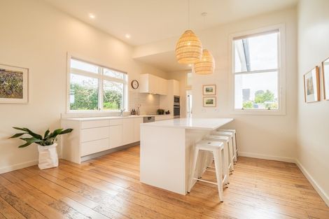 Photo of property in 72 Mailer Street, Mornington, Dunedin, 9011