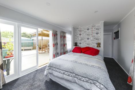 Photo of property in 10 Pitama Road, Awapuni, Palmerston North, 4412