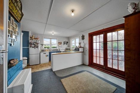 Photo of property in 51 Turuturu Road, Hawera, 4610