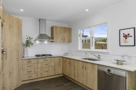 Photo of property in 11 Maclean Street, Whataupoko, Gisborne, 4010