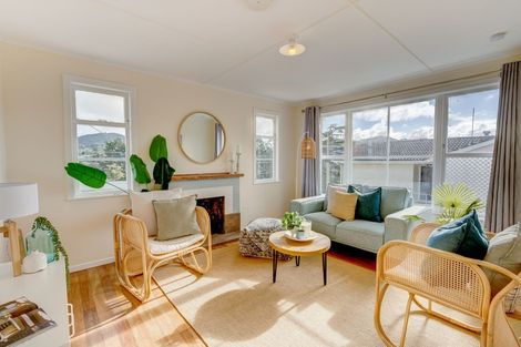 Photo of property in 27 Charles Street, Te Kamo, Whangarei, 0112