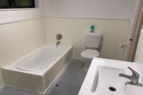 Photo of property in 37 Olivia Crescent, Tawa, Wellington, 5028