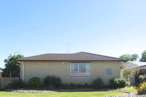 Photo of property in 7 Pensacola Crescent, Broomfield, Christchurch, 8042