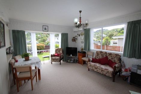 Photo of property in 1/4 Cluny Road, Plimmerton, Porirua, 5026