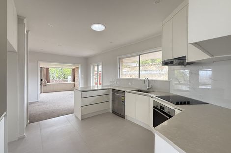 Photo of property in 186 Rangatira Road, Beach Haven, Auckland, 0626