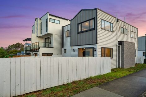 Photo of property in 2 Ketu Court, Albany Heights, Auckland, 0632