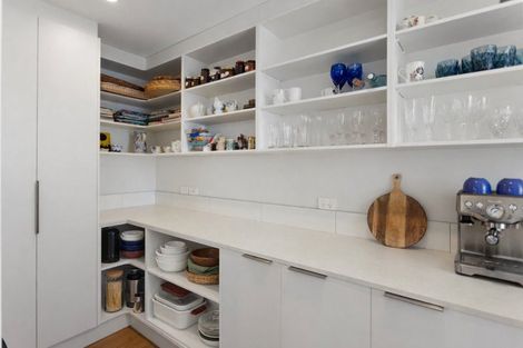 Photo of property in 1 Makura Drive, Papamoa Beach, Papamoa, 3118