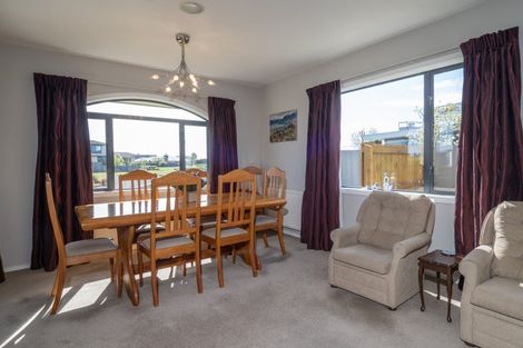 Photo of property in 3 Penbury Close, Huntingdon, Ashburton, 7774