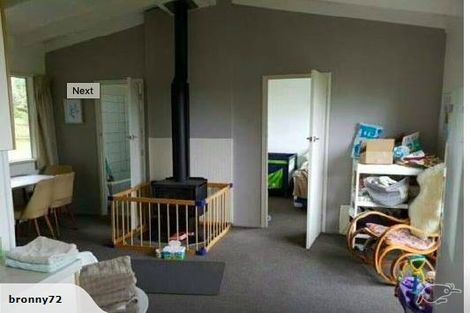 Photo of property in 487 Oaia Road, Muriwai, 0881