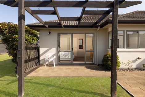 Photo of property in 8 Wouldbank Way, Welcome Bay, Tauranga, 3112