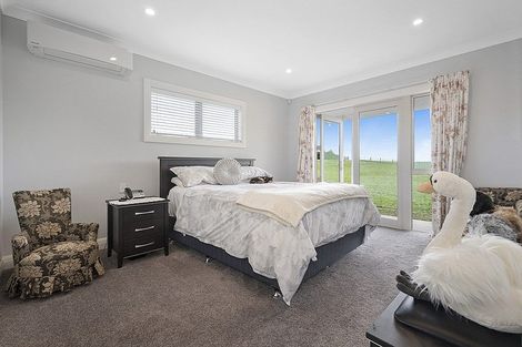 Photo of property in 3 Sands Road, Waiuku, 2681