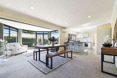 Photo of property in 28 Halcione Close, Flagstaff, Hamilton, 3210