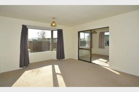 Photo of property in 2/81 Dover Street, St Albans, Christchurch, 8014