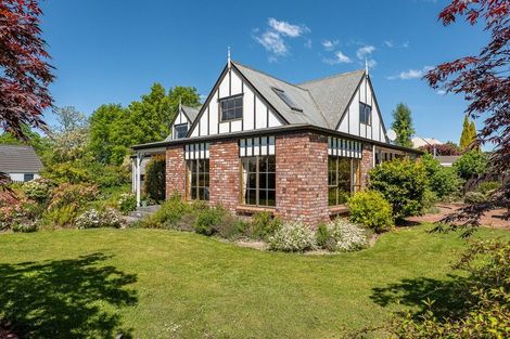 Photo of property in 19b Kingham Place, Avonhead, Christchurch, 8042