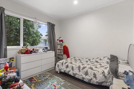 Photo of property in 16a Chilcott Road, Henderson, Auckland, 0612