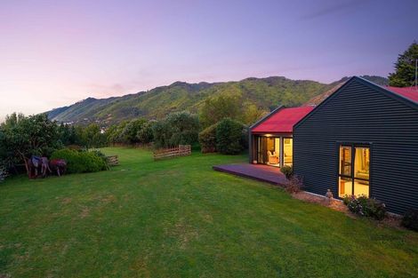 Photo of property in 91 Aston Road, Waikanae, 5391