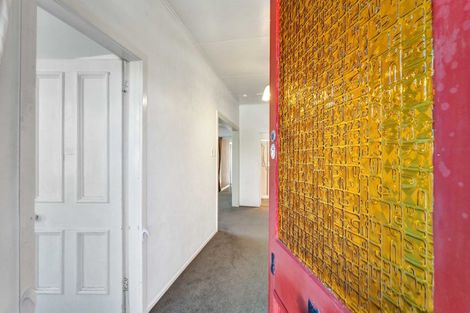 Photo of property in 18 Olivia Street, Stratford, 4332