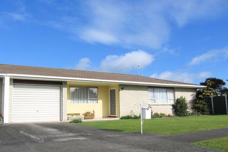 Photo of property in 1 Sandstrom Grove, Feilding, 4702