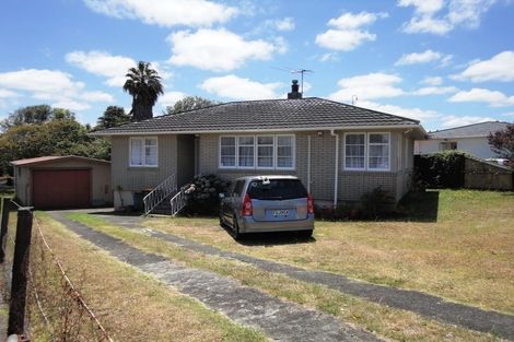 Photo of property in 64 Tawa Crescent, Manurewa, Auckland, 2102