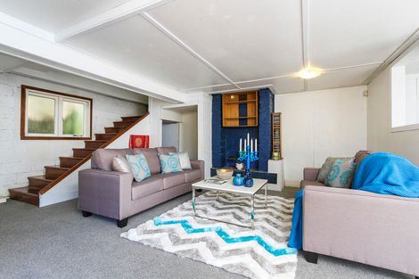 Photo of property in 21 Kauri Loop Road, Oratia, Auckland, 0604