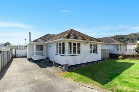 Photo of property in 6 Chittick Street, Stokes Valley, Lower Hutt, 5019