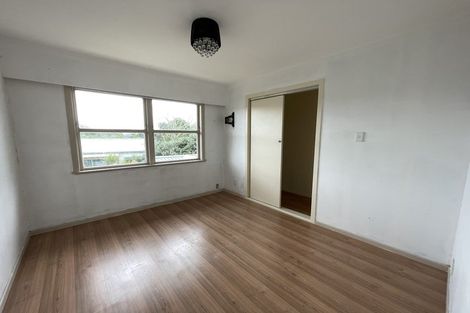 Photo of property in 5 Croydon Road, New Lynn, Auckland, 0600