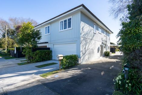 Photo of property in 98 Williams Street, Cambridge, 3434