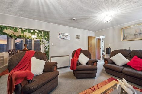 Photo of property in 376 Malfroy Road, Pomare, Rotorua, 3015