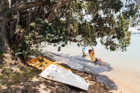 Photo of property in 537 Manawaora Road, Parekura Bay, Russell, 0184