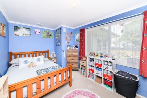 Photo of property in 28 Robinson Crescent, Westbrook, Palmerston North, 4412