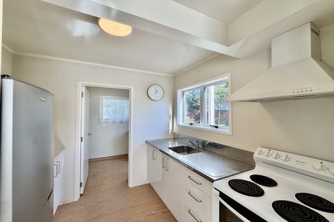 Photo of property in 52 Moncrieff Avenue, Clendon Park, Auckland, 2103