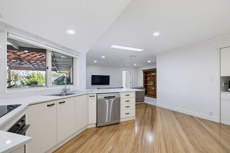 Photo of property in 36 Stewart Gibson Place, Manurewa, Auckland, 2105
