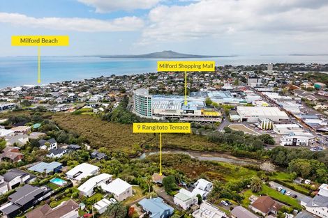 Photo of property in 9 Rangitoto Terrace, Milford, Auckland, 0620