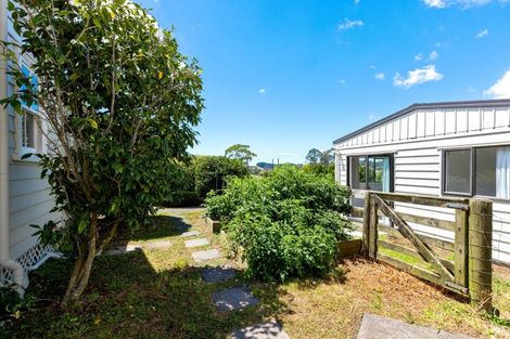 Photo of property in 72 Pebble Brook Road, Waitoki, 0994