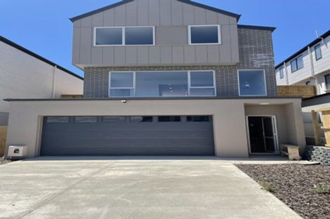 Photo of property in 17 Sunnyheights Road, Orewa, 0931